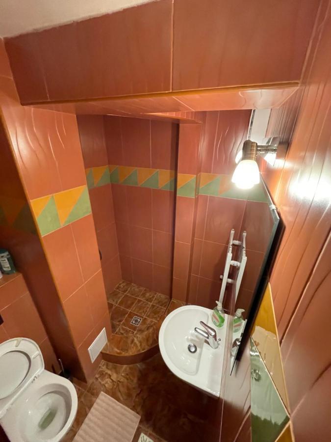 Chata Korenny Vrch Pezinska Baba بيزينوك المظهر الخارجي الصورة