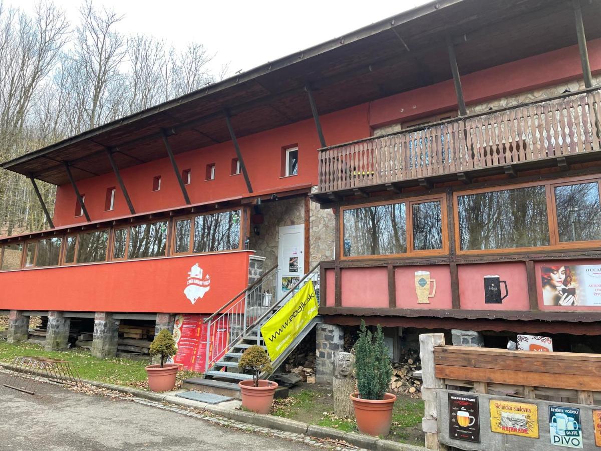 Chata Korenny Vrch Pezinska Baba بيزينوك المظهر الخارجي الصورة